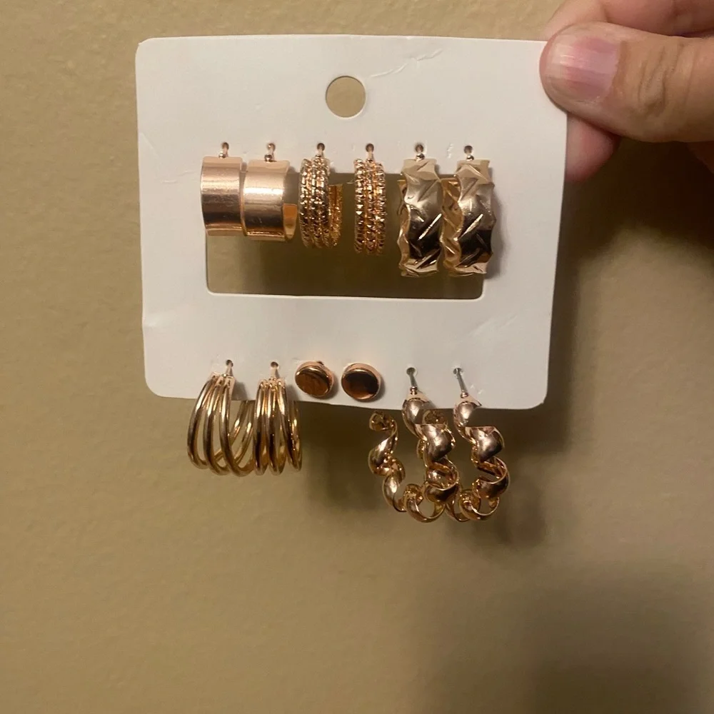 NEW rose gold fashion earrings set